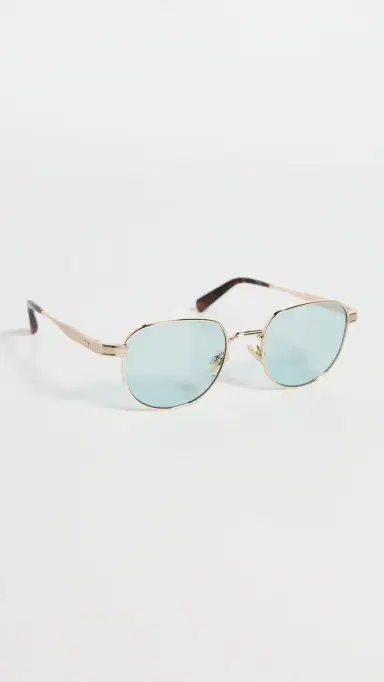 Quay Born Ready Sunglasses | Thumbnail 4