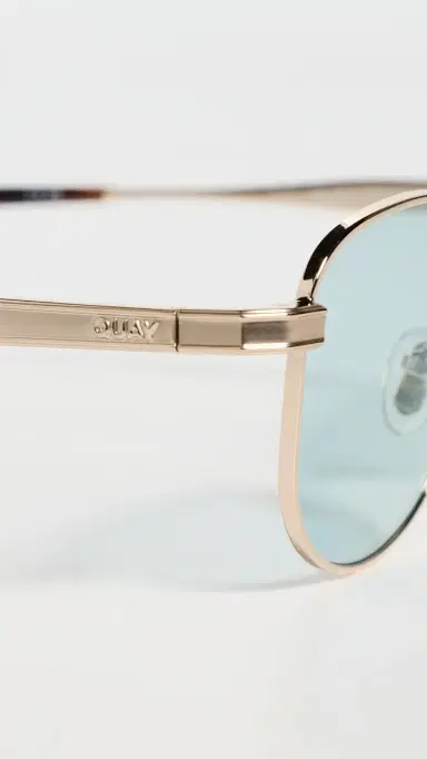Quay Born Ready Sunglasses | Thumbnail 5