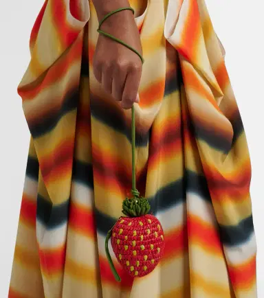 Loewe Strawberry crochet raffia coin purse with strap | Thumbnail 4