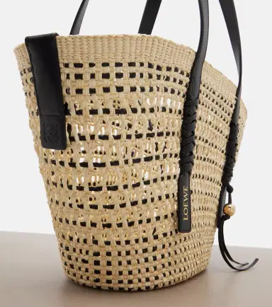 Loewe Paula's Ibiza Braid Medium basket bag | Thumbnail 2