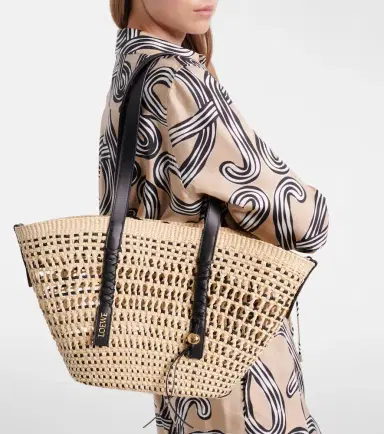Loewe Paula's Ibiza Braid Medium basket bag | Thumbnail 5