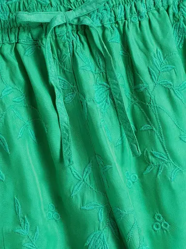 Johnny Was Women's The Audrey Flower Embroidered Drawstring Shorts - Bright Green - Size Medium | Thumbnail 7