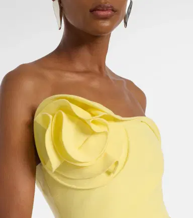 Roland Mouret Floral-appliqué gown | Thumbnail 3