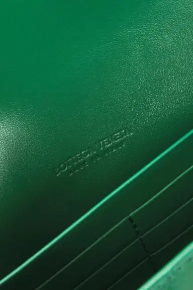 Bottega Veneta Andiamo Clutch | Thumbnail 5