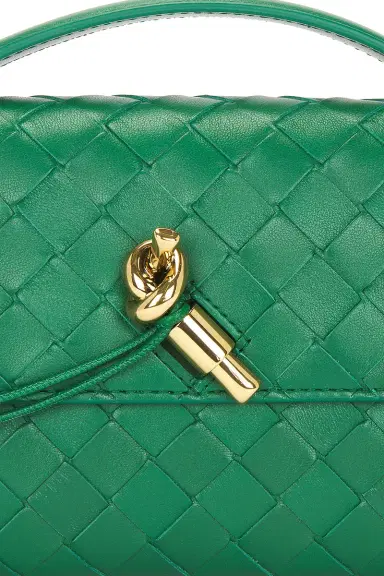 Bottega Veneta Andiamo Clutch | Thumbnail 6
