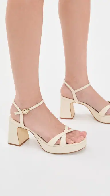 Larroudé Bianca Low Sandals Leather | Thumbnail 3