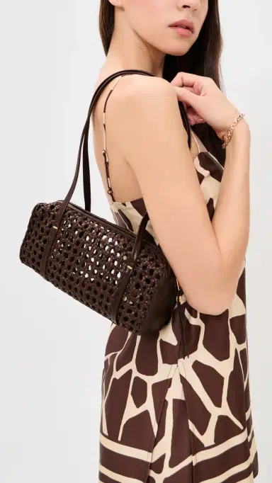 Madewell The Brioche Mini Shoulder Bag In Open Leather Cherry Wood One Size | Thumbnail 3