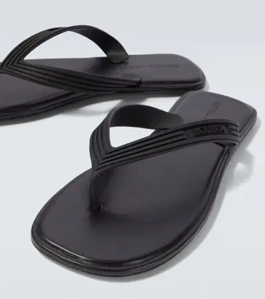 Bottega Veneta Sampieri thong sandals | Thumbnail 2 Bottega Veneta Sampieri thong sandals | Thumbnail 2