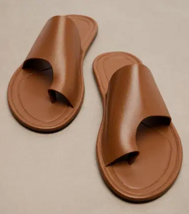 The Row Malick Thong leather sandals | Thumbnail 4