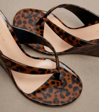 Gianvito Rossi Leopard-print leather wedge thong sandals | Thumbnail 3