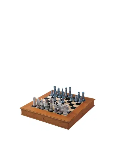 Lladro Medieval Chess Set | Thumbnail 1
