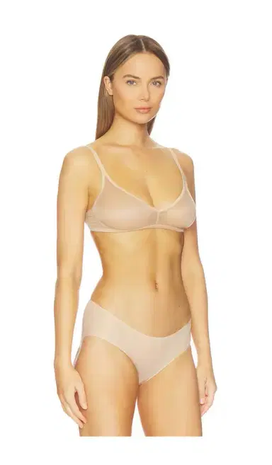 Commando Invisible Lift Triangle Bralette | Thumbnail 2 Commando Invisible Lift Triangle Bralette | Thumbnail 2