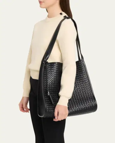 Bottega Veneta Men's Small Corriere Tote Bag in Intrecciato Leather | Thumbnail 2 Bottega Veneta Men's Small Corriere Tote Bag in Intrecciato Leather | Thumbnail 2