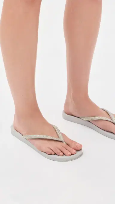 Ipanema Mesh x Fem Flip Flops Grey/Gold | Thumbnail 3
