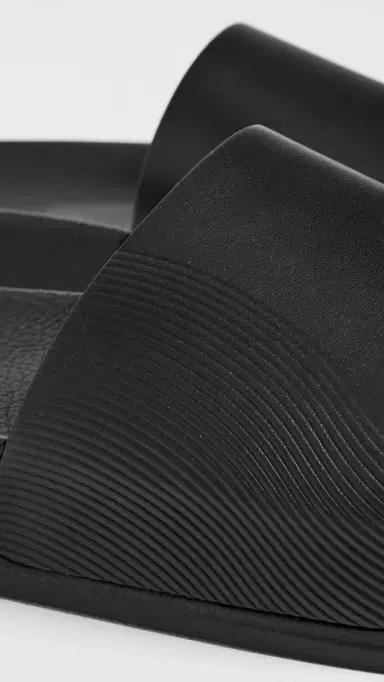 Frescobol Carioca Humberto Leather Wave Print Slides Black | Thumbnail 5