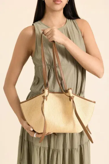 YUZEFI Mochi Shoulder Bag - Biscuit | Thumbnail 2
