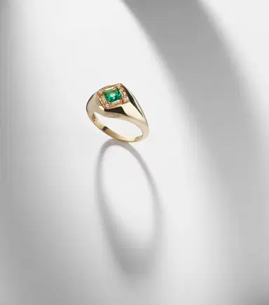 Suzanne Kalan Signet Mini 18kt gold ring with emerald and diamonds | Thumbnail 5 Suzanne Kalan Signet Mini 18kt gold ring with emerald and diamonds | Thumbnail 5