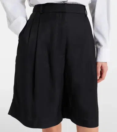 The Frankie Shop Marfa pleated twill Bermuda shorts | Thumbnail 3