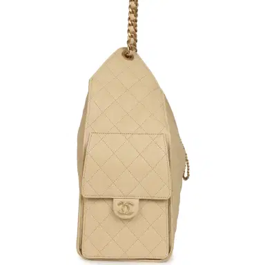 Chanel Chanel Medium 25 Hobo Bag Light Beige Caviar Antique Gold Hardware | Thumbnail 3 Chanel Chanel Medium 25 Hobo Bag Light Beige Caviar Antique Gold Hardware | Thumbnail 3