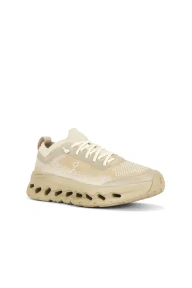 ON Cloudtilt Moon Sneaker | Thumbnail 2 ON Cloudtilt Moon Sneaker | Thumbnail 2