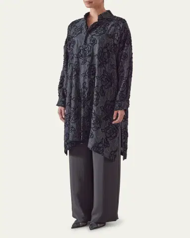 Eskandar Wide A-Line Collarless Shirt With Slits (Very Long Length) | Thumbnail 2