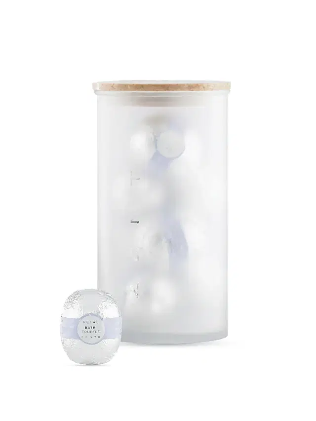 ZENTS Petal 4-Piece Bath Truffle Set