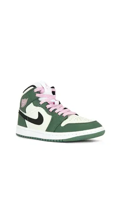 Jordan Air Jordan 1 Mid SE Sneaker | Thumbnail 2 Jordan Air Jordan 1 Mid SE Sneaker | Thumbnail 2
