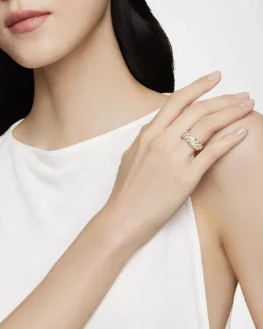 David Yurman 7.5mm Sculpted Cable Ring in 18K Gold | Thumbnail 8