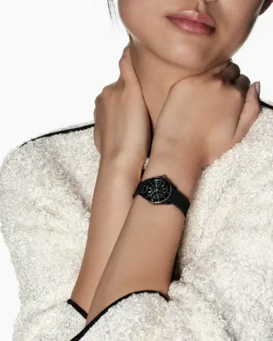 Chanel J12 28 MM WATCH | Thumbnail 2 Chanel J12 28 MM WATCH | Thumbnail 2