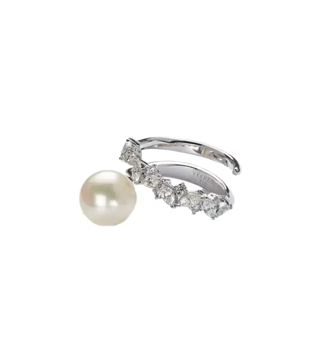Yeprem Pearlescent 18kt white gold ring with diamonds and pearl