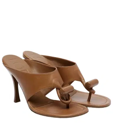 Loewe Toggle 90 leather thong sandals | Thumbnail 1