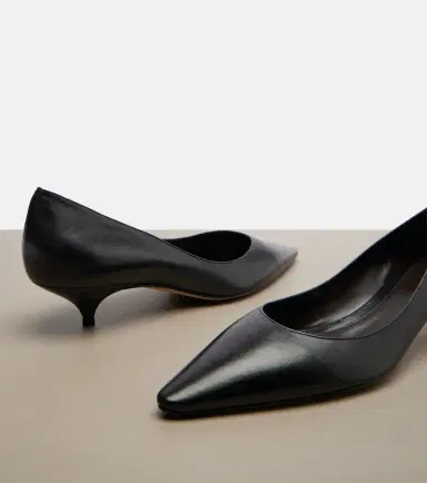 The Row Liisa Two leather pumps | Thumbnail 3