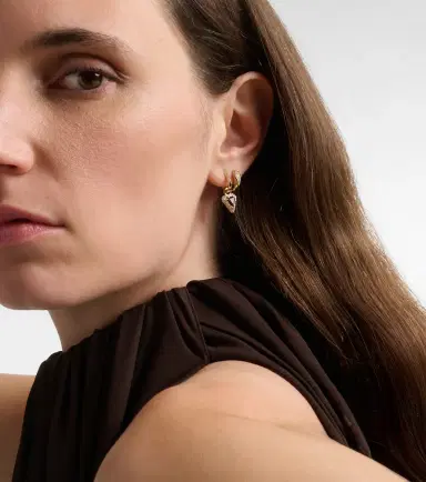 STONE AND STRAND Power 14kt gold huggie earrings with diamonds and garnet | Thumbnail 3