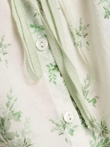 DÔEN Women's Traveler Botanical Ruffle Crop Top - Green Petit Bouquet Dechamon | Thumbnail 7 DÔEN Women's Traveler Botanical Ruffle Crop Top - Green Petit Bouquet Dechamon | Thumbnail 7
