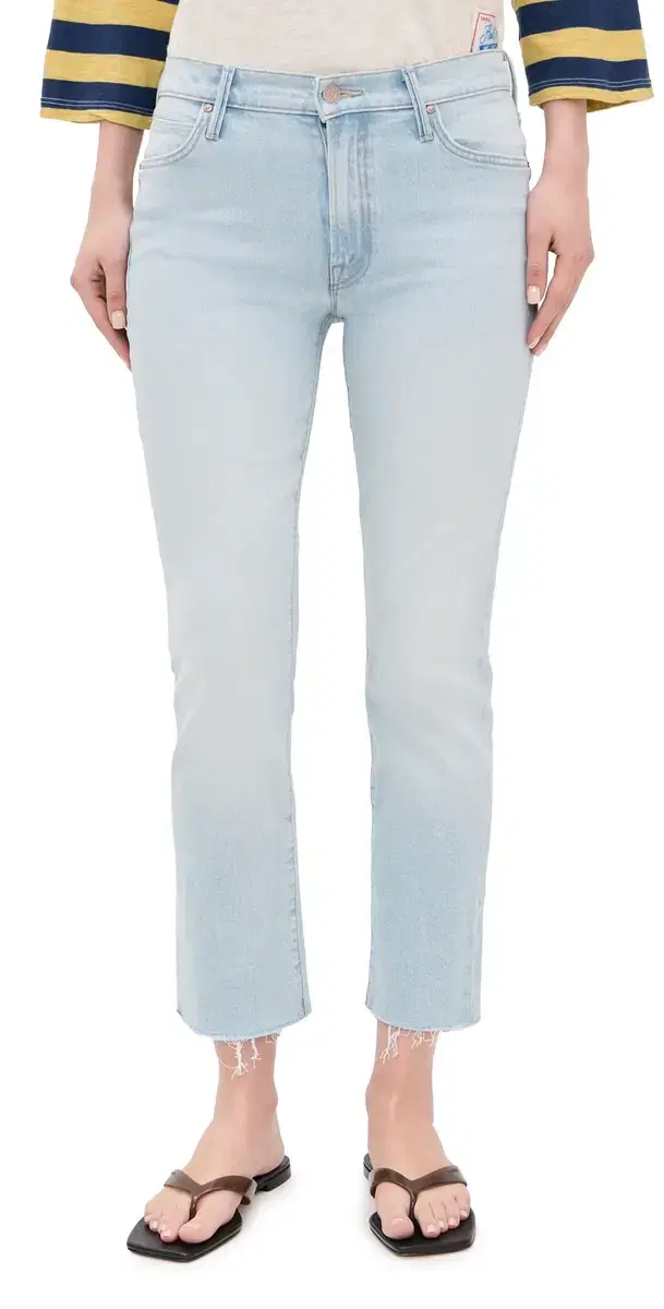 MOTHER The Rascal Flood Fray Jeans Bring The Cooler