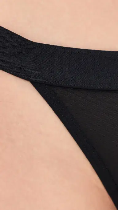 Negative ieve Thong Black | Thumbnail 5