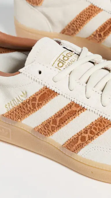 Adidas Handball Spezial Sneakers Off White/Dusky Bronze/Gum 3 6 | Thumbnail 6