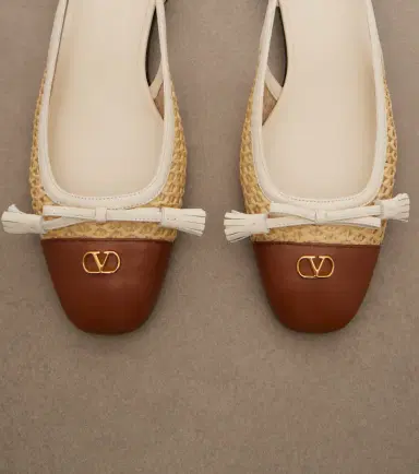 Valentino Garavani Valet Du Roi leather-trimmed raffia slingback flats | Thumbnail 4