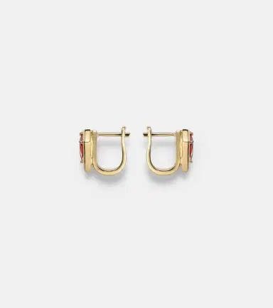 STONE AND STRAND Kite 14kt gold huggie earrings with garnet | Thumbnail 2
