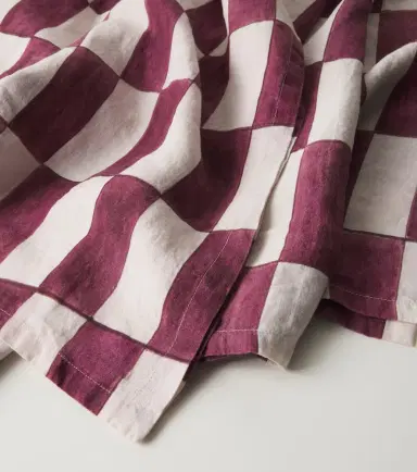 Once Milano Checked linen tablecloth | Thumbnail 3