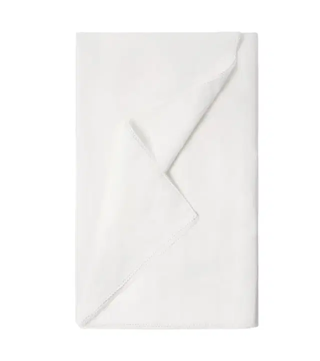 Once Milano Lace-trimmed linen tablecloth