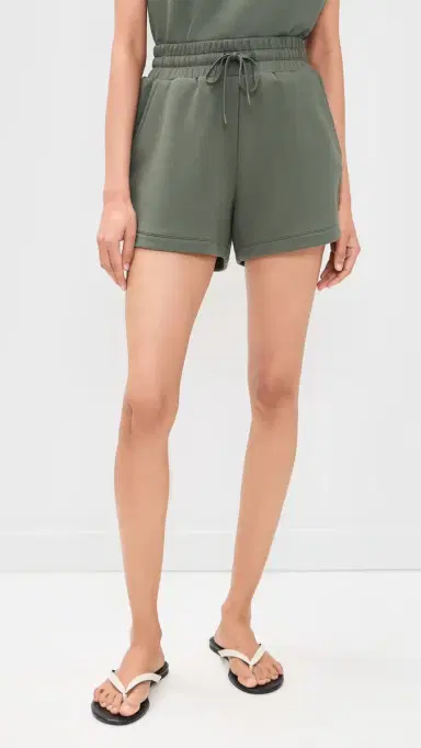 Varley Coulter High Rise Shorts Thyme XL | Thumbnail 2 Varley Coulter High Rise Shorts Thyme XL | Thumbnail 2
