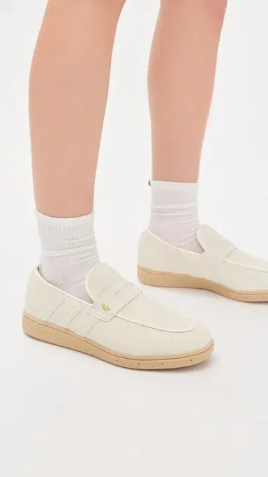 adidas Handball Spezial Loafers Wonder White/Gum | Thumbnail 3 adidas Handball Spezial Loafers Wonder White/Gum | Thumbnail 3