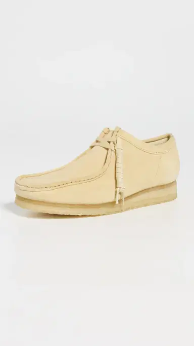 Clarks Wallabee Suede Shoes Pale Yellow Suede | Thumbnail 2