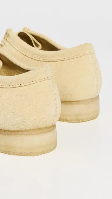 Clarks Wallabee Suede Shoes Pale Yellow Suede | Thumbnail 3