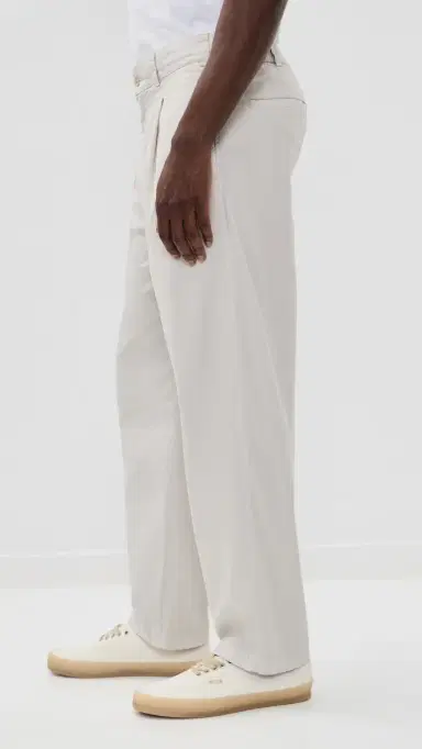 Alex Mill Pleated Pull On Pants In Lightweight Chino Stone L | Thumbnail 4