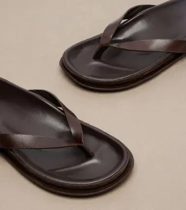 Jacquemus Tatanes leather thong sandals | Thumbnail 4