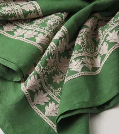 LES OTTOMANS Embroidered linen tablecloth | Thumbnail 2