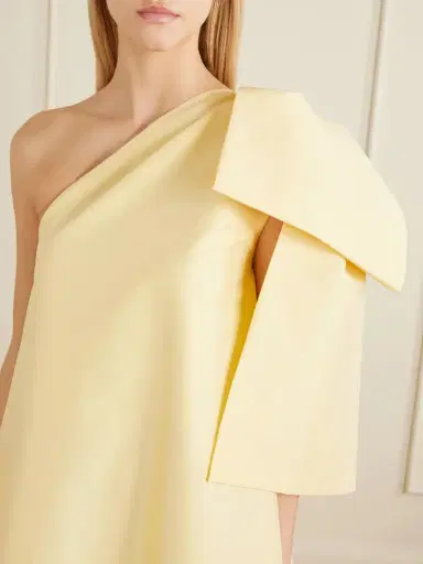 BERNADETTE Winnette One-shoulder Crepe Gown | Thumbnail 4
