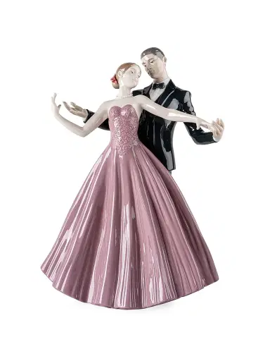 Lladro Anniversary Waltz Figurine | Thumbnail 1